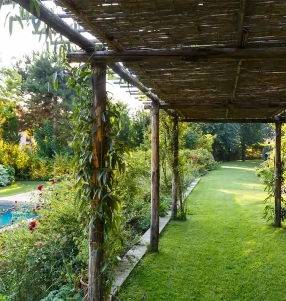 AM CASALI - Affidati a noi per la realizzazione del tuo pergolato - Pavia - lodi - milano - AM Casali Piscine Giardini a Lodi Pavia Piacenza Milano Crema Lombardia