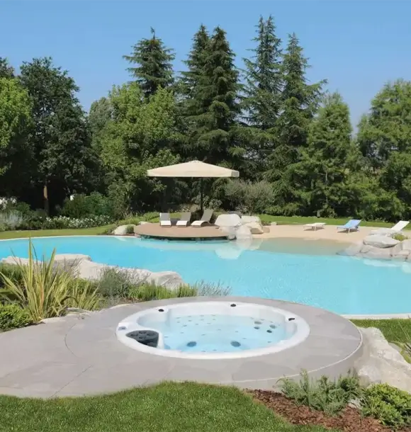 AM CASALI - Piscine a forma libera in base alle tue esigenze - Pavia - lodi - milano - AM Casali Piscine Giardini a Lodi Pavia Piacenza Milano Crema Lombardia